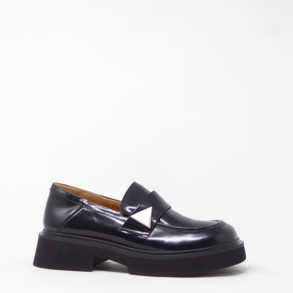 Beau Today Womens Platform Cow Leather Loafers Black Lug Sole Triangle 8.5 / 250